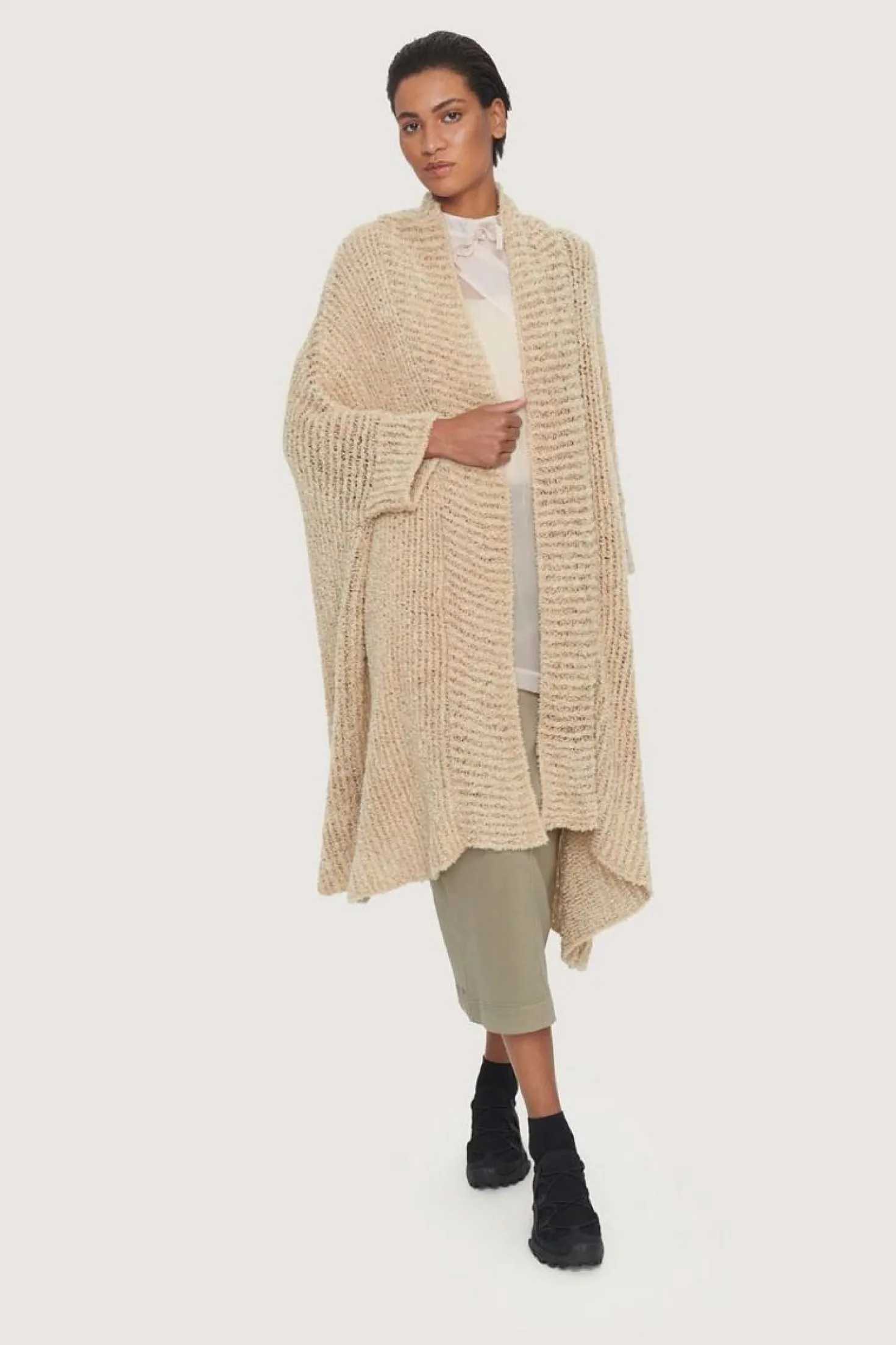 Fuwatto cardigan in Ice Coffee