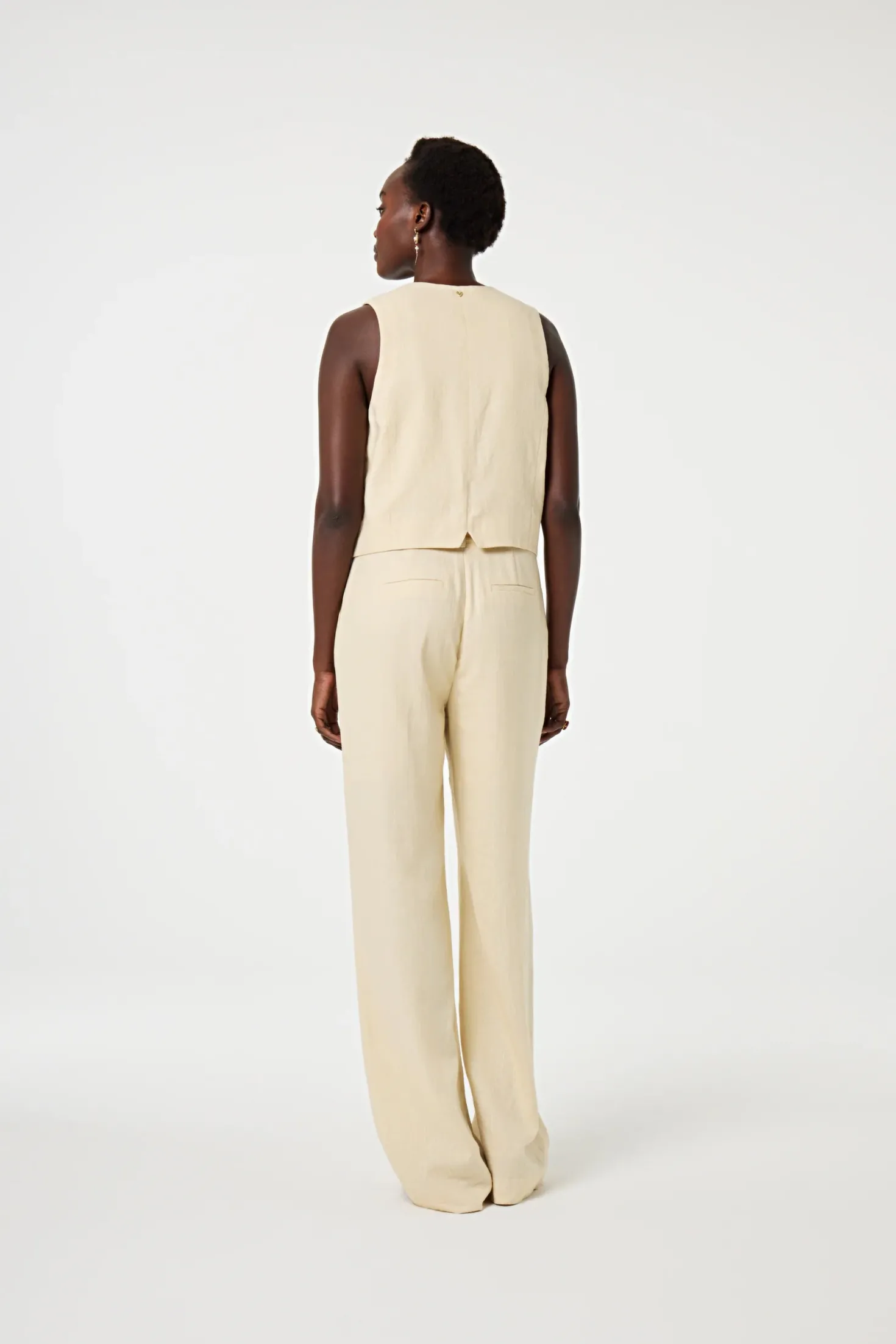Gigi Latte V Neck Gilet