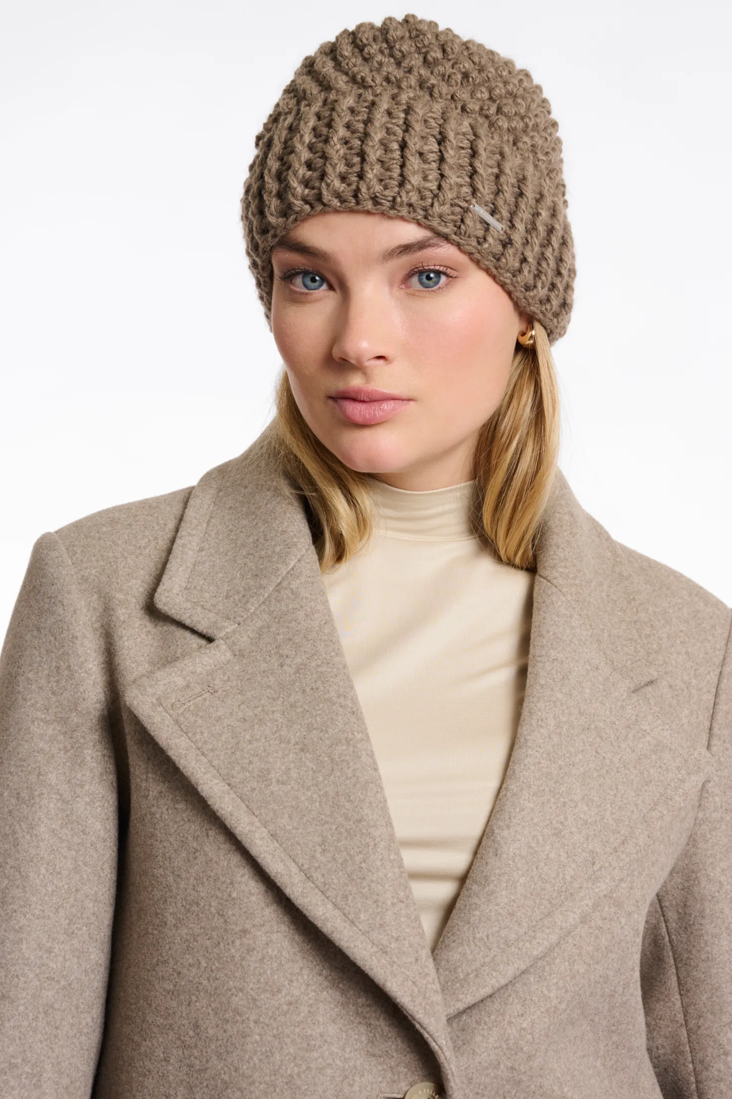 Kevina Knitted Hat with Detachable Faux Fur PomPom